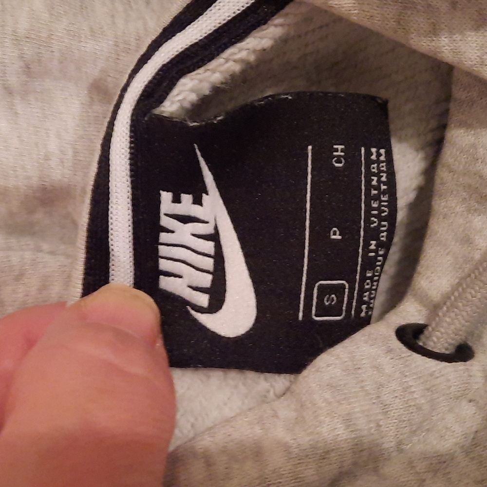 Nike grey hoodie with pockets